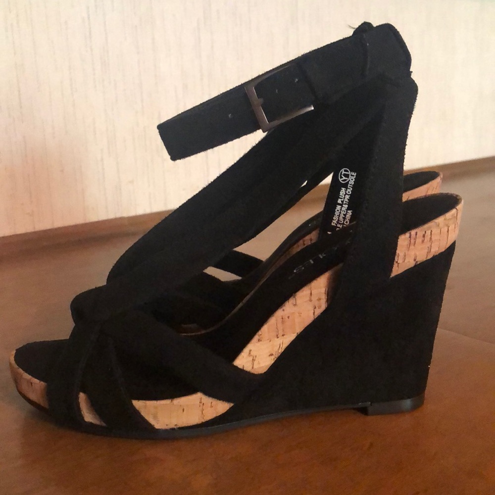Aerosoles wedges